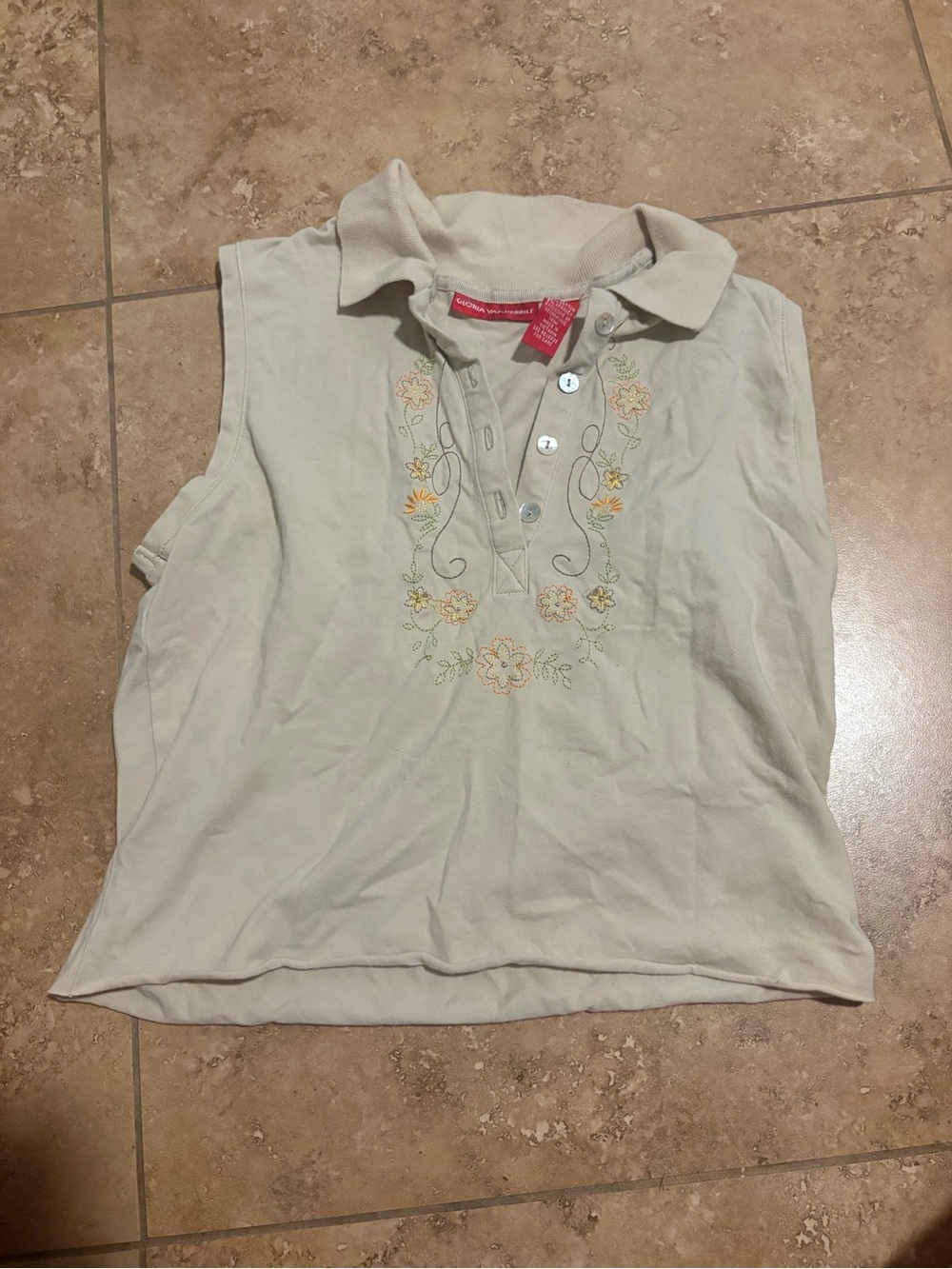 Gloria Vanderbilt Beige Sleeveless Polo Tank with Floral Embroidery